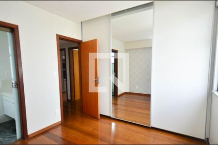 Apartamento para alugar com 88m², 3 quartos e 2 vagas Apartamento para alugar com 88m², 3 quartos e 2 vagasSuite