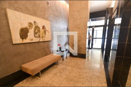 Hall de entrada de apartamento para alugar com 3 quartos, 88m² em Santo Agostinho, Belo Horizonte