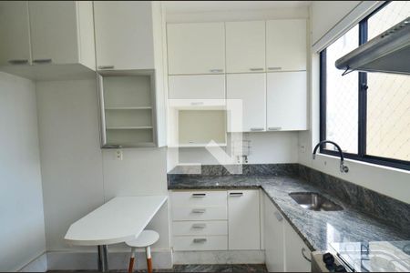 Apartamento para alugar com 88m², 3 quartos e 2 vagas Apartamento para alugar com 88m², 3 quartos e 2 vagasCozinha