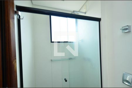 Banheiro suite de apartamento para alugar com 3 quartos, 88m² em Santo Agostinho, Belo Horizonte