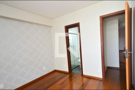 Apartamento para alugar com 88m², 3 quartos e 2 vagas Apartamento para alugar com 88m², 3 quartos e 2 vagasSuite