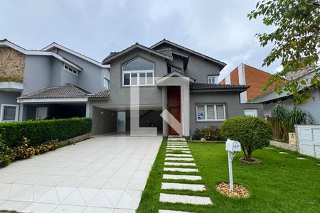 Casa de condomínio à venda com 360m², 5 quartos e 6 vagasFachada