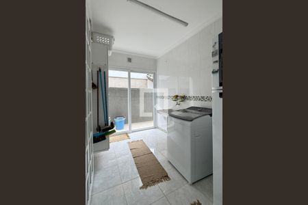 Casa de condomínio à venda com 360m², 5 quartos e 6 vagasÁrea de Serviço