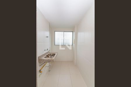 Área de Serviço de apartamento para alugar com 2 quartos, 45m² em Cabral, Contagem