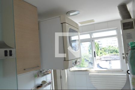 Apartamento à venda com 96m², 3 quartos e 1 vagaÁrea de Serviço