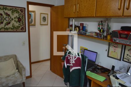 Apartamento à venda com 96m², 3 quartos e 1 vagaQuarto 2