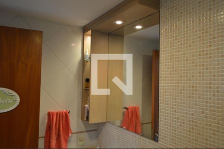 Apartamento à venda com 96m², 3 quartos e 1 vagaBanheiro da Suíte