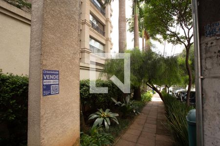 Apartamento à venda com 300m², 3 quartos e 5 vagasPlaquinha
