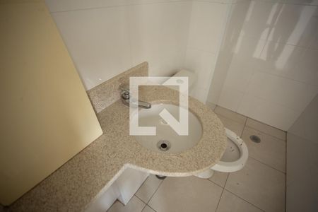 Apartamento à venda com 300m², 3 quartos e 5 vagasBanheiro 