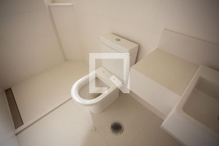 Apartamento à venda com 300m², 3 quartos e 5 vagasBanheiro 