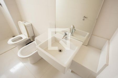 Apartamento à venda com 300m², 3 quartos e 5 vagasBanheiro 