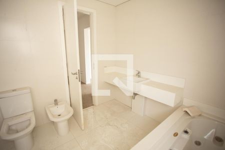 Apartamento à venda com 300m², 3 quartos e 5 vagasBanheiro 