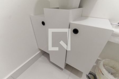 Apartamento para alugar com 33m², 2 quartos e sem vaga Apartamento para alugar com 33m², 2 quartos e sem vagaBanheiro