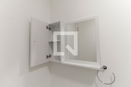 Apartamento para alugar com 33m², 2 quartos e sem vaga Apartamento para alugar com 33m², 2 quartos e sem vagaBanheiro