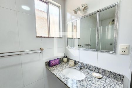 Apartamento à venda com 105m², 3 quartos e sem vagaBanheiro