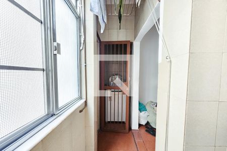 Apartamento à venda com 105m², 3 quartos e sem vagaÁrea de Serviço