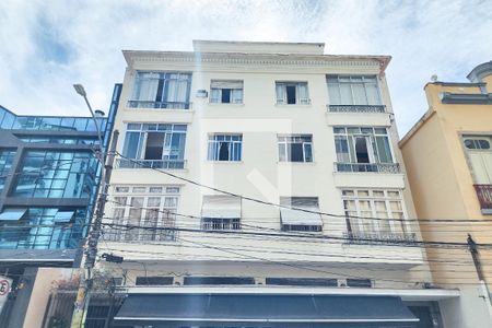 Apartamento à venda com 105m², 3 quartos e sem vagaFachada