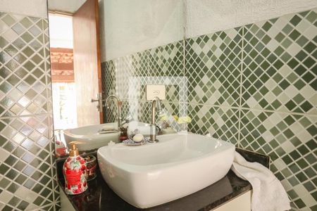 Casa à venda com 117m², 2 quartos e 1 vaga Casa à venda com 117m², 2 quartos e 1 vagaBanheiro da Area de Lazer