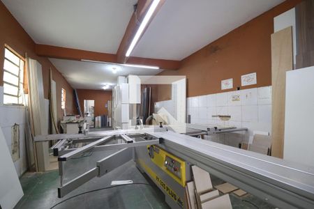 Casa para alugar com 300m², 2 quartos e sem vagaGalpão