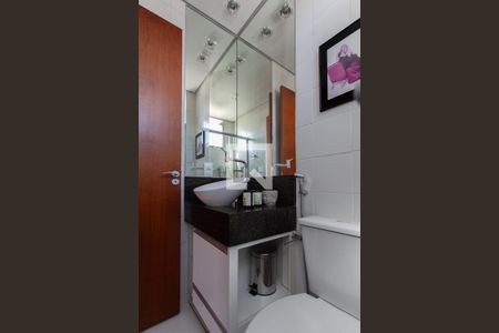 Apartamento à venda com 88m², 2 quartos e 2 vagasBanheiro Social 2