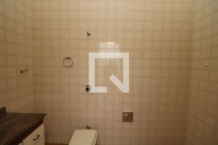 Casa à venda com 300m², 3 quartos e 3 vagasBanheiro da Suíte 3