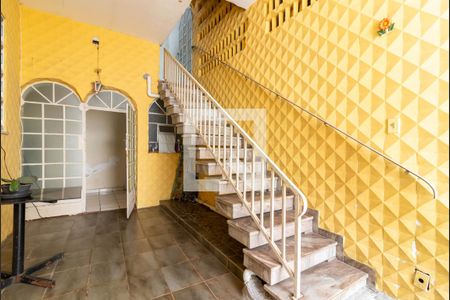 Casa à venda com 230m², 3 quartos e sem vaga Casa à venda com 230m², 3 quartos e sem vagaQuintal