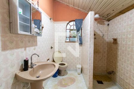 Casa à venda com 150m², 3 quartos e 2 vagasBanheiro