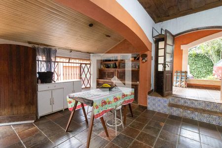 Casa à venda com 150m², 3 quartos e 2 vagasCozinha