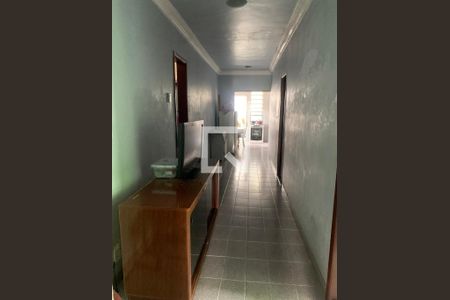 Corredor de apartamento à venda com 3 quartos, 80m² em Brás de Pina, Rio de Janeiro
