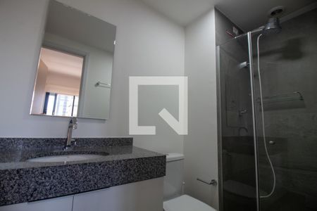 Banheiro da Suíte de apartamento para alugar com 1 quarto, 33m² em Campo Belo, São Paulo