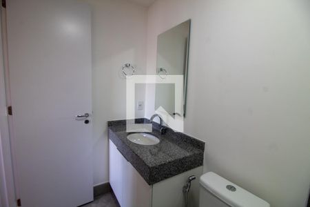 Banheiro da Suíte de apartamento para alugar com 1 quarto, 33m² em Campo Belo, São Paulo
