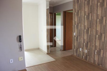 Sala de apartamento para alugar com 2 quartos, 42m² em Jardim do Triunfo, Guarulhos