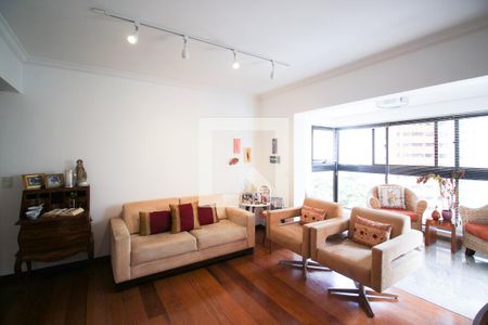 Apartamento para alugar com 129m², 3 quartos e 3 vagasSala