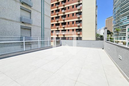 Apartamento para alugar com 145m², 4 quartos e sem vaga Apartamento para alugar com 145m², 4 quartos e sem vagaÁrea comum