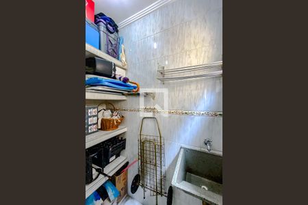 Casa à venda com 260m², 3 quartos e 2 vagasÁrea de Serviço