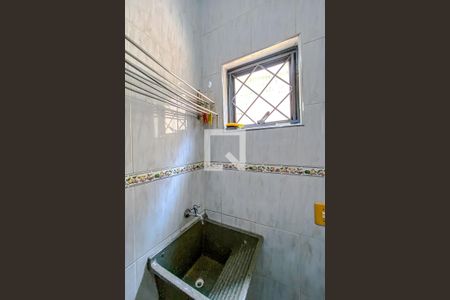 Casa à venda com 260m², 3 quartos e 2 vagasÁrea de Serviço