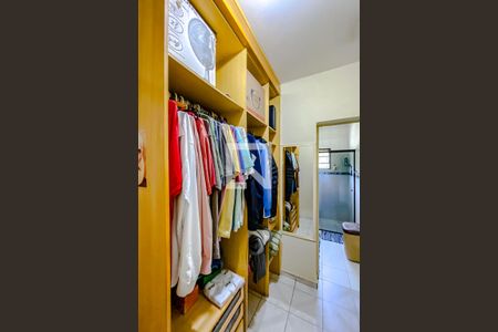 Casa à venda com 260m², 3 quartos e 2 vagasQuarto 3 - Suíte