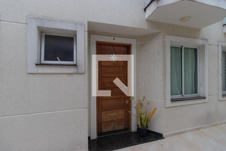 Casa de condomínio à venda com 100m², 2 quartos e 1 vaga Casa de condomínio à venda com 100m², 2 quartos e 1 vagaEntrada