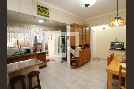 Casa à venda com 130m², 3 quartos e 2 vagasCozinha