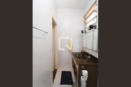 Casa à venda com 130m², 3 quartos e 2 vagasBanheiro da Suíte