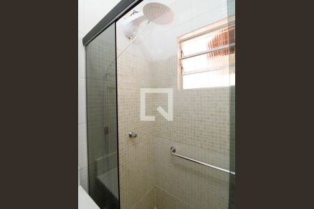 Casa à venda com 130m², 3 quartos e 2 vagasBanheiro Social