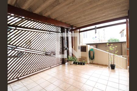 Casa à venda com 130m², 3 quartos e 2 vagasGaragem