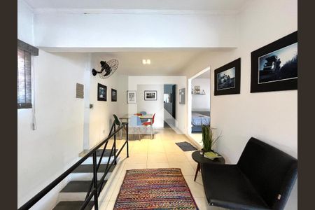 Studio para alugar com 90m², 1 quarto e sem vaga Studio para alugar com 90m², 1 quarto e sem vagaHall de entrada