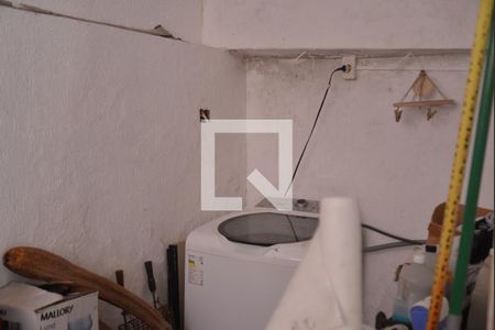 Casa à venda com 350m², 2 quartos e 3 vagasDeposito