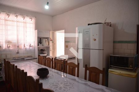 Casa à venda com 350m², 2 quartos e 3 vagasCozinha