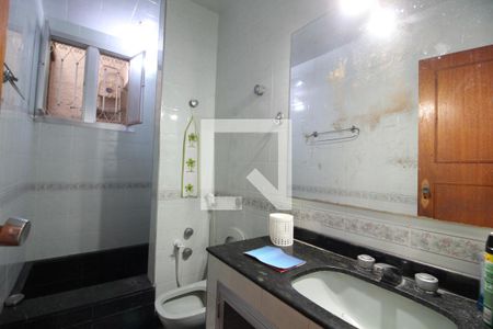 Casa de condomínio à venda com 275m², 3 quartos e 2 vagasQuarto 3 - Banheiro da Suíte