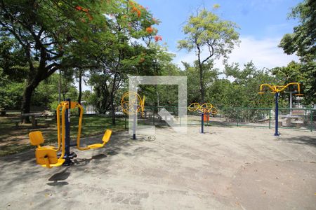 Casa de condomínio à venda com 275m², 3 quartos e 2 vagasAcademia Externa