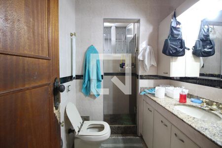 Casa de condomínio à venda com 275m², 3 quartos e 2 vagasBanheiro Social