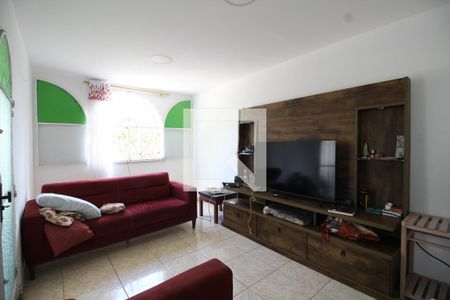Sala de TV de casa de condomínio à venda com 3 quartos, 275m² em Taquara, Rio de Janeiro