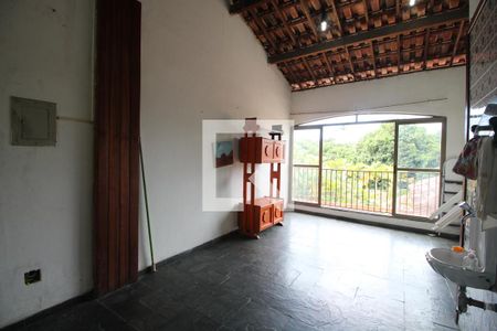 Casa de condomínio à venda com 275m², 3 quartos e 2 vagasTerraço
